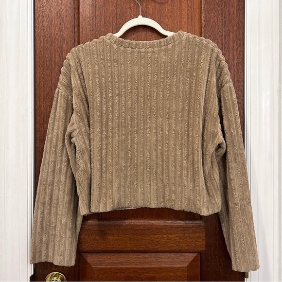 Zara Trafaluc Fuzzy Pullover Terry Cropped Sweater in Camel / Tan - Size Medium - Picture 2 of 4